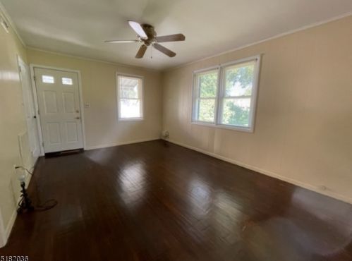 14 Coolidge Ave, Dover, NJ 07801-5605