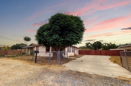 5313 Bell Ave, Riverside, CA 92509-2219