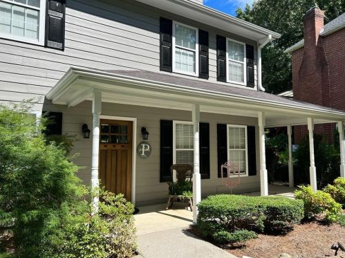 2074 Rockdale Cir, Lithonia, GA 30078-3410