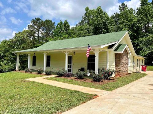 73 Weldon Rd, Forsyth, GA 31029-4006