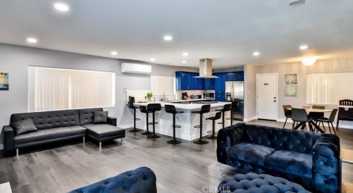 1555 Kimberly Ave, Anaheim CA  92802-2707 exterior