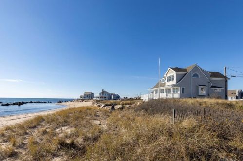 56 Sandpiper Ln, Charlestown, RI 02813-1007