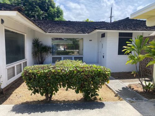 1029 Makaiwa St, Honolulu HI  96816-5403 exterior