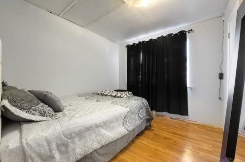 2110 Brandywine Ln, Austin TX  78727-4303 exterior