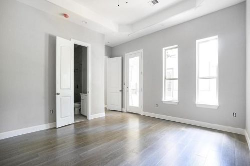 21611 Chenango Lake Dr, Angleton TX 77515-6664 exterior