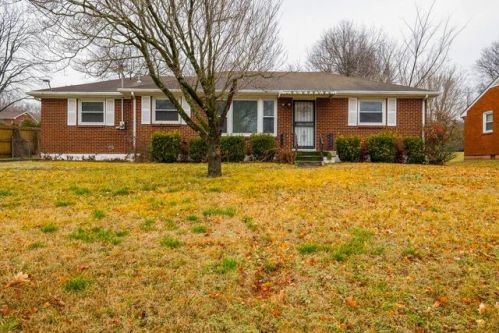 319 Jacksonian Dr, Hermitage, TN 37076-1922