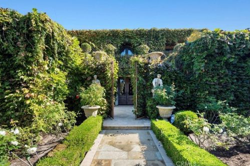1420 Via Castilla, Palos Verdes Estates, CA 90274-2800