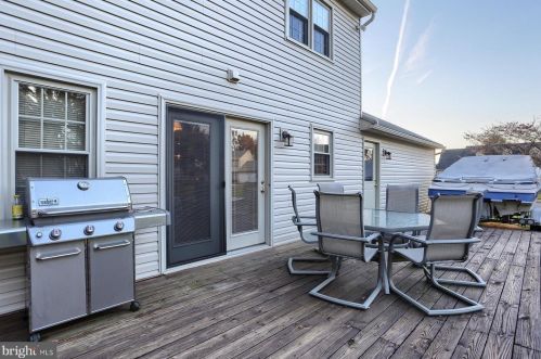 1531 Jefferson Ct, Lancaster PA  17602-1253 exterior