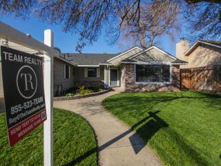 1501 Fransen Ln, Modesto, CA 95355-3660