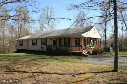 15 Chinquapin Ridge Ln, Madison Mills, VA 22960-5052