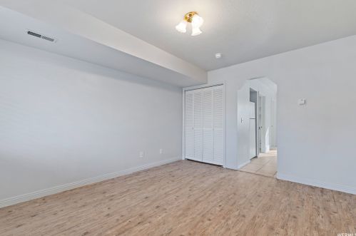 60 200, Wellsville UT 84339-9703 exterior