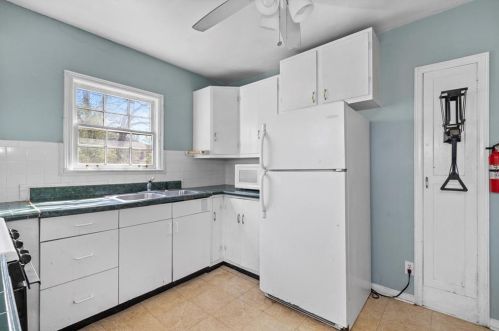 1384 Emory Rd, Atlanta GA  30306-2406 exterior