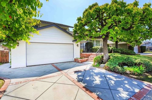 944 Ott Ave, Placentia, CA 92870-2836