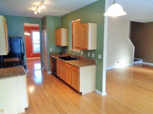 2622 Avery Park Cir, Atlanta GA  30360-2576 exterior