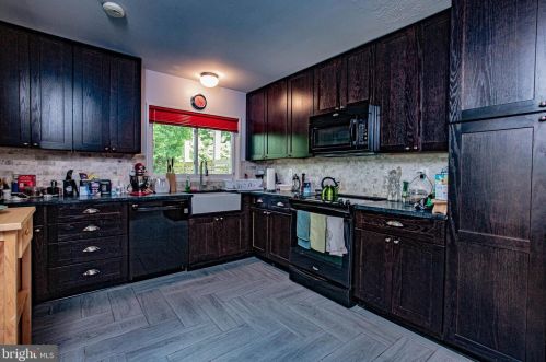 7415 Hastings St, Springfield VA  22150-4108 exterior