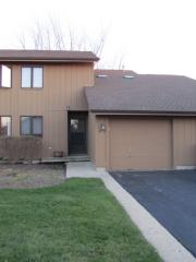 879 Shakespeare Dr, Volo IL  60030-1379 exterior