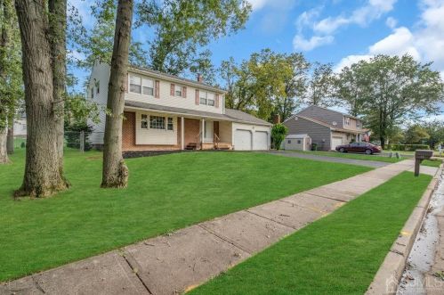 41 Meredith Rd, Piscataway NJ  08854-5419 exterior