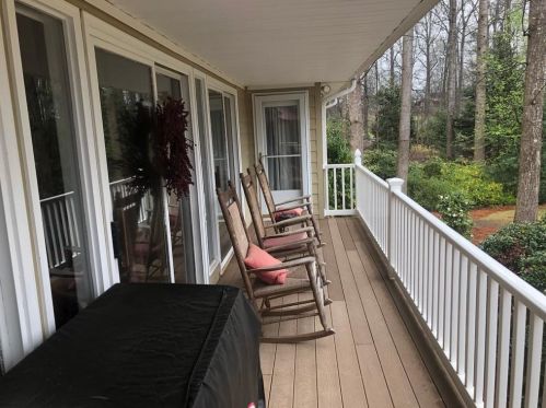 557 Dogwood Trl, Commerce, GA 30529-3052