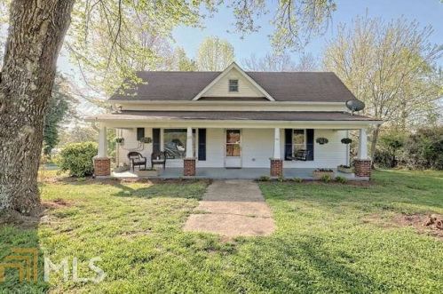 6170 Carter St, Lula, GA 30554-2837