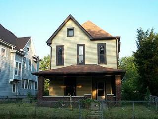 2748 Carrollton Ave, Indianapolis IN  46205-4412 exterior