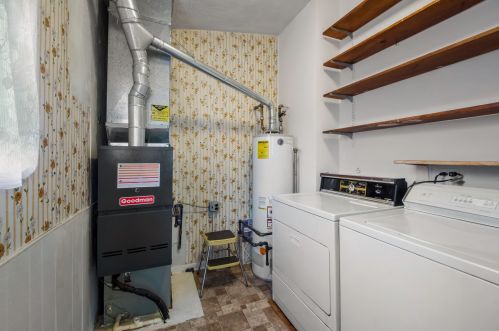 8457 North Ter, Niles IL  60714-2369 exterior