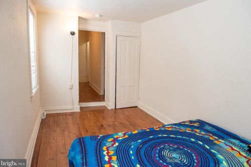 329 Beaver St, Lancaster PA  17603-5337 exterior