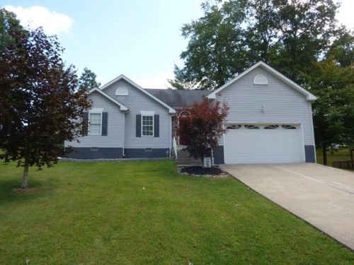 151 Fern Ln, Beckley, WV 25801-8382