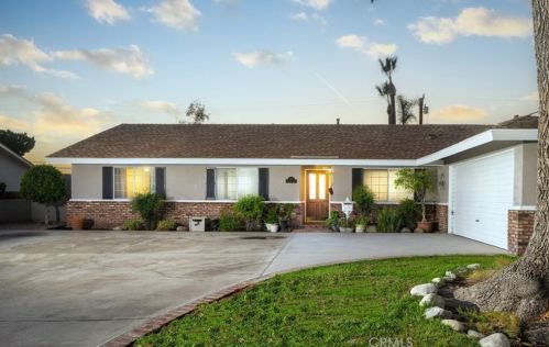 223 Lone Hill Ave, Glendora, CA 91741-3944