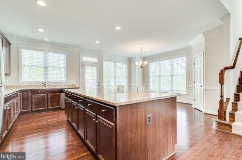 7892 Carbondale Way, Springfield VA  22153 exterior