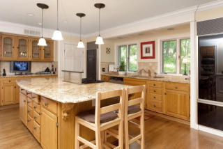 9 Stallion Trl, Greenwich CT  06831-3040 exterior