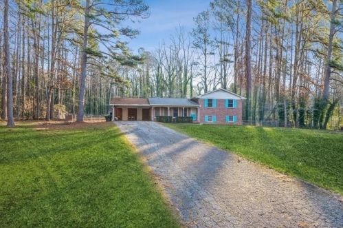 60 Old Ivy Rd, Stockbridge GA  30281-2129 exterior