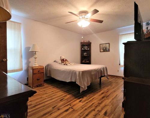 187 Bridgewood Dr, Conyers GA  30094-4203 exterior