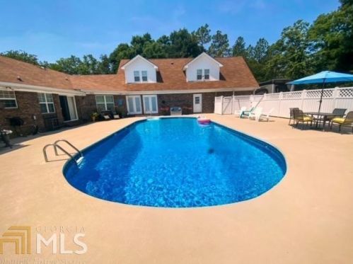 1059 Farmdale Rd, Hiltonia, GA 30467-8427