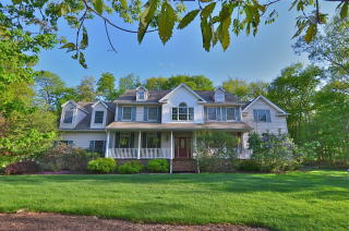 6 Lindsay Ln, Sparta, NJ 07871-3903