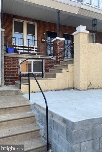 2546 64th St, Philadelphia, PA 19142-3128