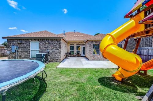 11028 San Jacinto Dr, Morgans Point TX 77571-9533 exterior