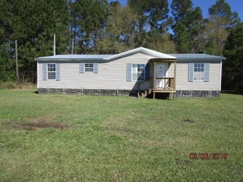 307 4th St, Sparks, GA 31647-7231