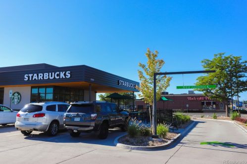 4895 Pennsylvania St, Englewood CO 80113-6920 exterior