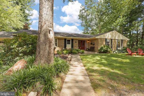 11700 Amkin Dr, Clifton, VA 20124-2120