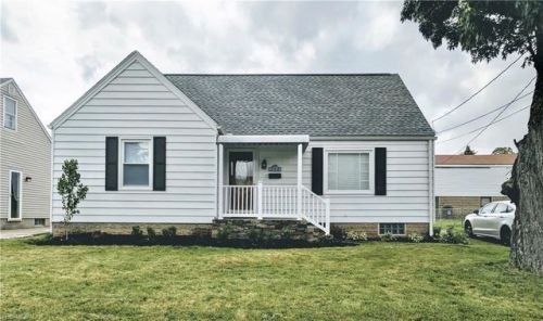 723 12th St, Massillon, OH 44647-7700