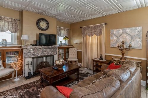 355 Myrtle Ave, Kankakee, IL 60901-4231