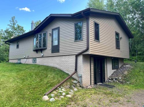 3816 Washington Rd, Duluth, MN 55803-1116