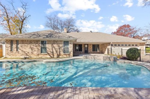 7000 Tumbling Trail Ct, Fort Worth TX  76116 exterior