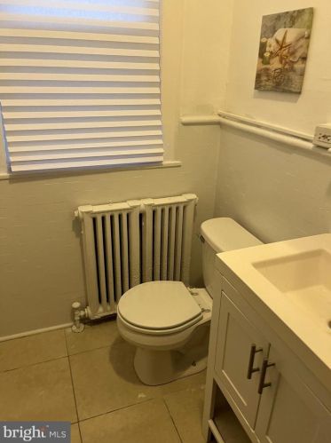 4632 12 St, Philadelphia PA 19147-2624 exterior