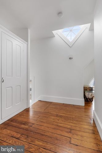 135 Warwick Rd, Tavistock NJ  08033-3706 exterior