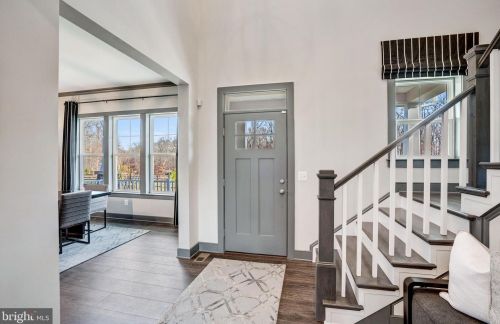 17759 Sweetgum Pl, Round Hill, VA 20141-2572