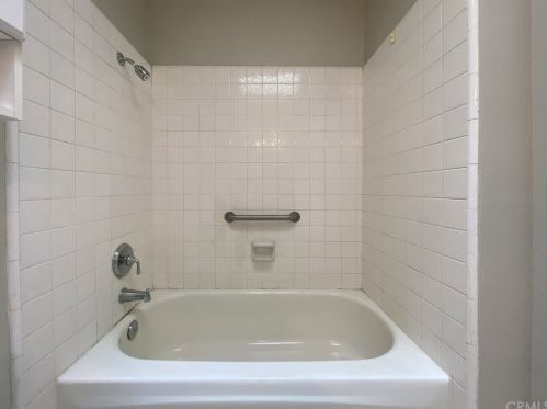 17251 Chestnut, Irvine CA  92612-2316 exterior