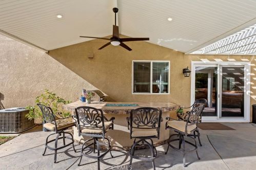 9564 Chandelle Way, Riverside CA  92508-6810 exterior