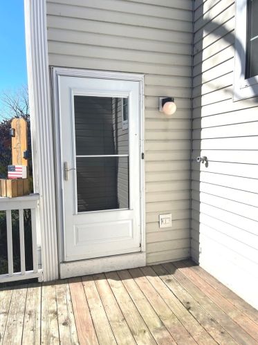 6436 Fremont Dr, Hanover Park, IL 60133-4947
