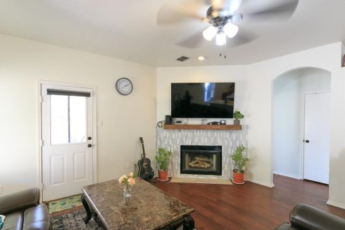 1101 Whistle Stop Dr, Fort Worth TX 76131-4924 exterior